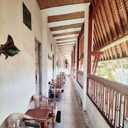 The 5 Brothers Hotel Gili Trawangan Exteriör bild